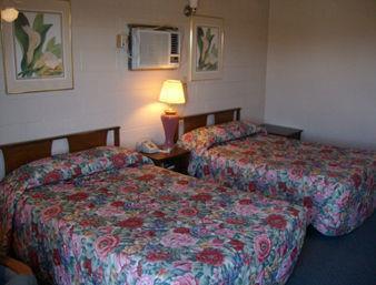 Knights Inn & Suites - Canyon Habitación foto