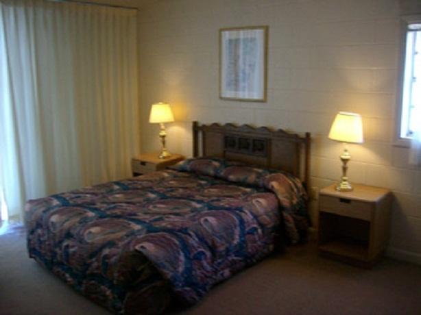 Knights Inn & Suites - Canyon Habitación foto